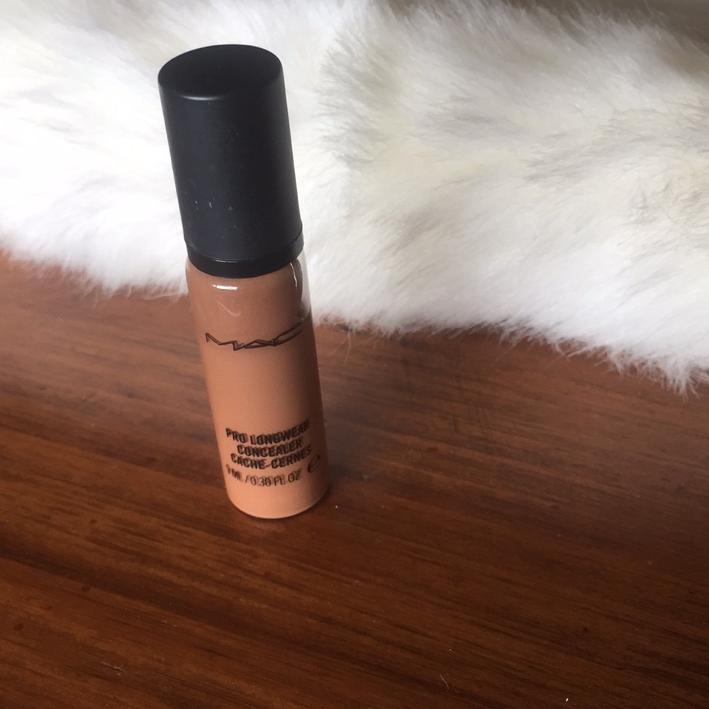 MAC Pro Longwear Concealer